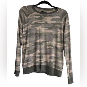 Lucky Brand Women's Camo Wool Blend Sweater Size Medium Green Crew Neck